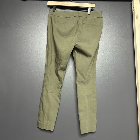 Loft Marisa Skinny Olive Green Pants Button Detailing 6P - Picture 3 of 4